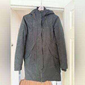 Women’s Indeyva Black Camo Down Parka - M